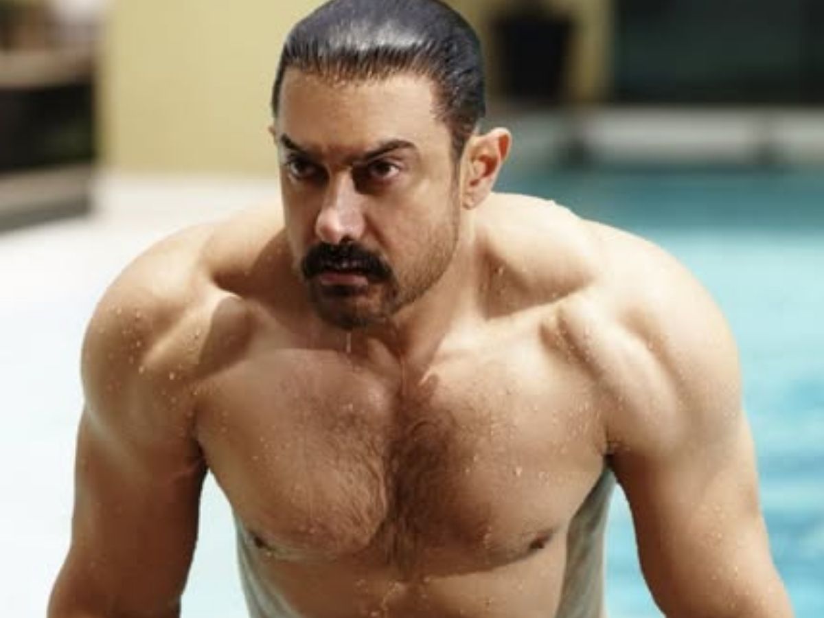 60 की उम्र पार कर चुके हैं ये सितारे, फिर भी फिटनेस के मामले में यूथ को देते हैं टक्कर - Photo Gallery