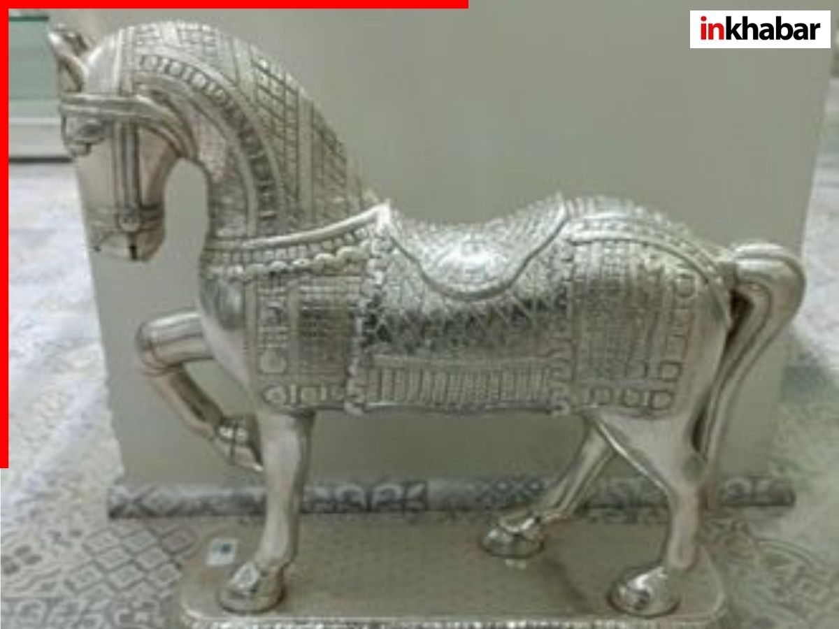 ‘लाल सोना’ समेत ये 6 बड़े तोहफे PM मोदी ने पुतिन को किए भेंट, देखिए इन उपहारों की क्या है खासियत और कीमत! - Photo Gallery