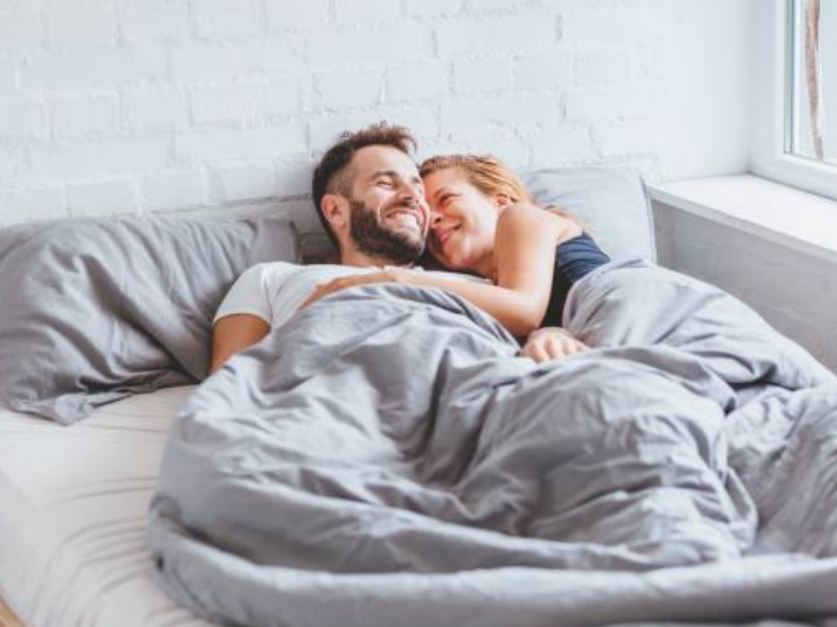 क्या होती है Rainbow Kiss? जानकर बुझ जाएगा दिमाग का फ्यूज - Photo Gallery