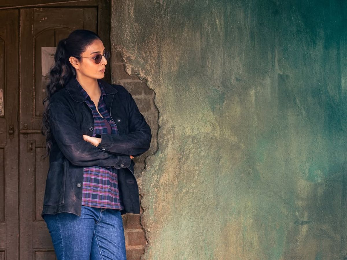 प्रियंका चोपड़ा से लेकर शाहरुख तक इन 7 स्टार्स ने जब ‘खलनायक’ बनकर हिला दिया पूरा बॉलीवुड! - Photo Gallery