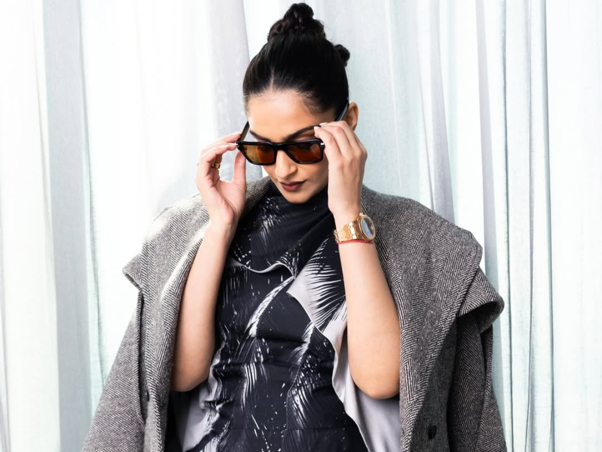 New Year Party में दिखना है सबसे अलग? इन 8 बॉलीवुड हसीनाओं से लें स्टाइल इंस्पिरेशन! - Photo Gallery