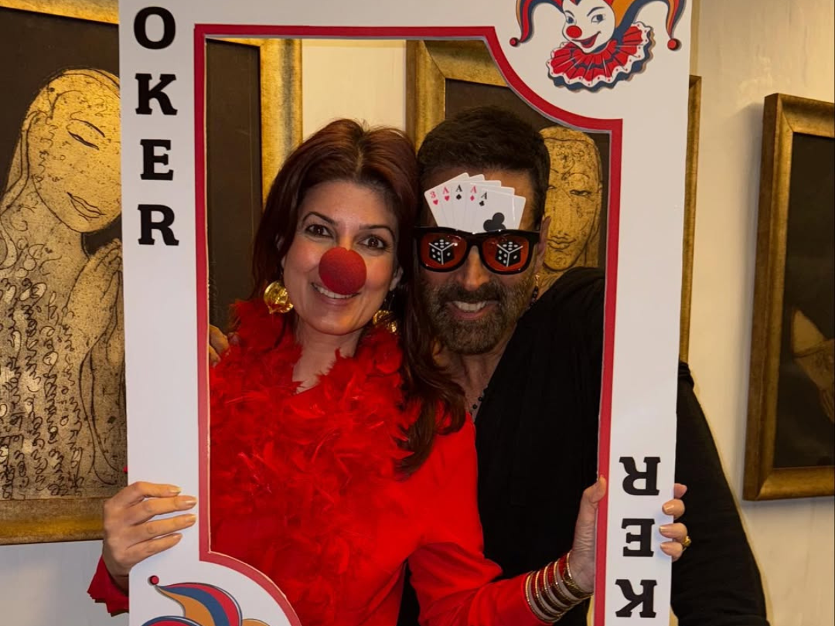 Birthday Special: हाज़िरजवाबी और बेबाकी! खूबसूरती ही नहीं दिमाग से भी तेज हैं ट्विंकल खन्ना जानिए उनके ‘पावरफुल’ व्यक्तित्व का राज़ - Photo Gallery