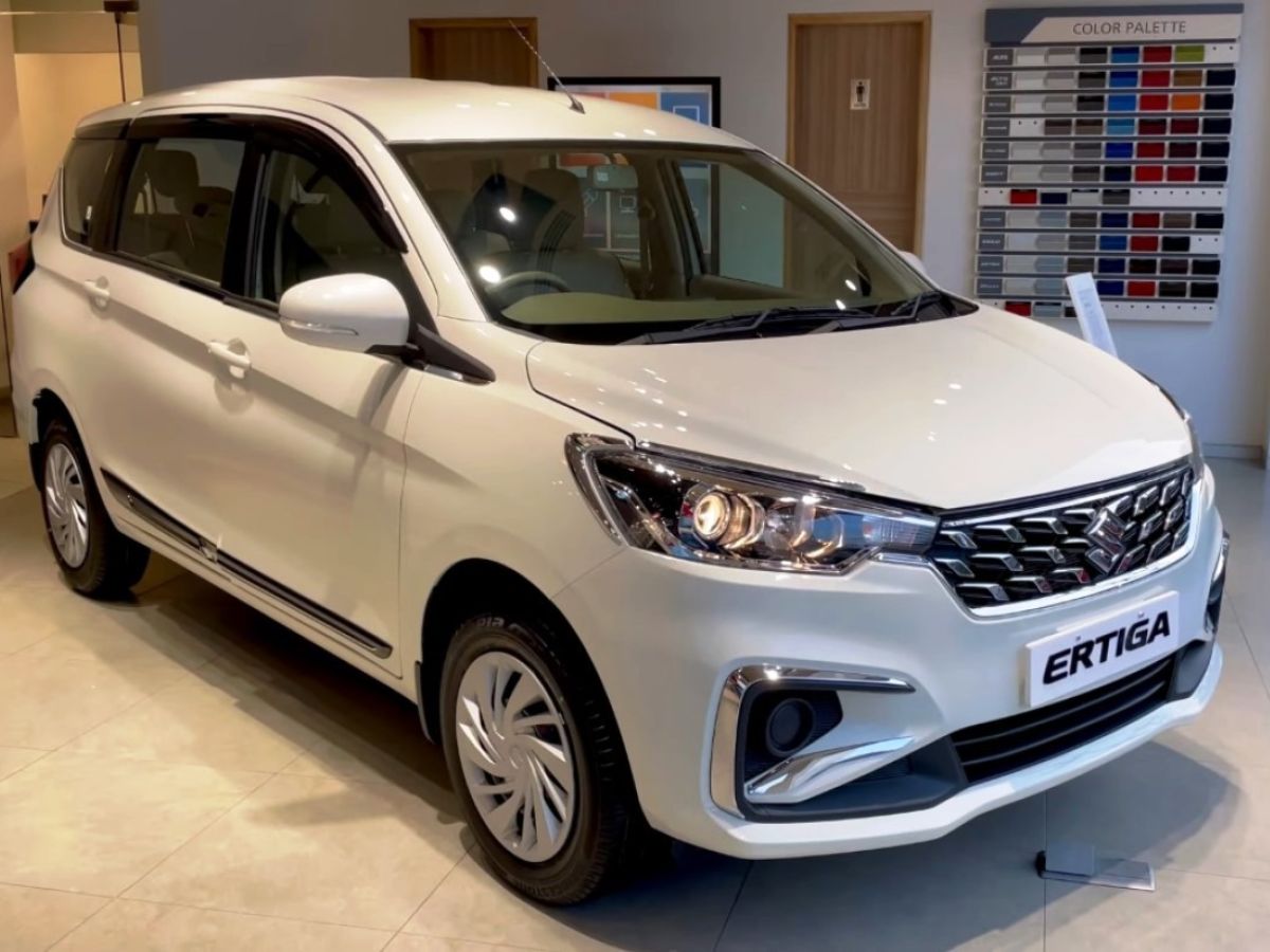 Maruti Suzuki Ertiga - Photo Gallery