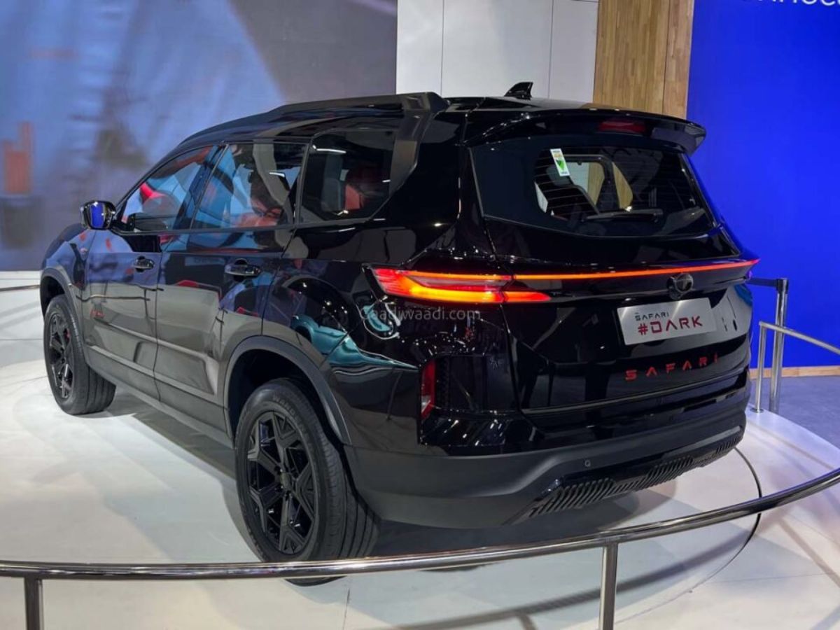 Tata Safari - Photo Gallery