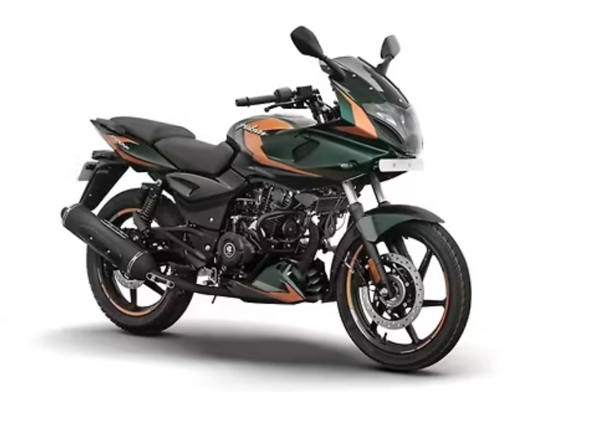 Bajaj Pulsar 220F - Photo Gallery