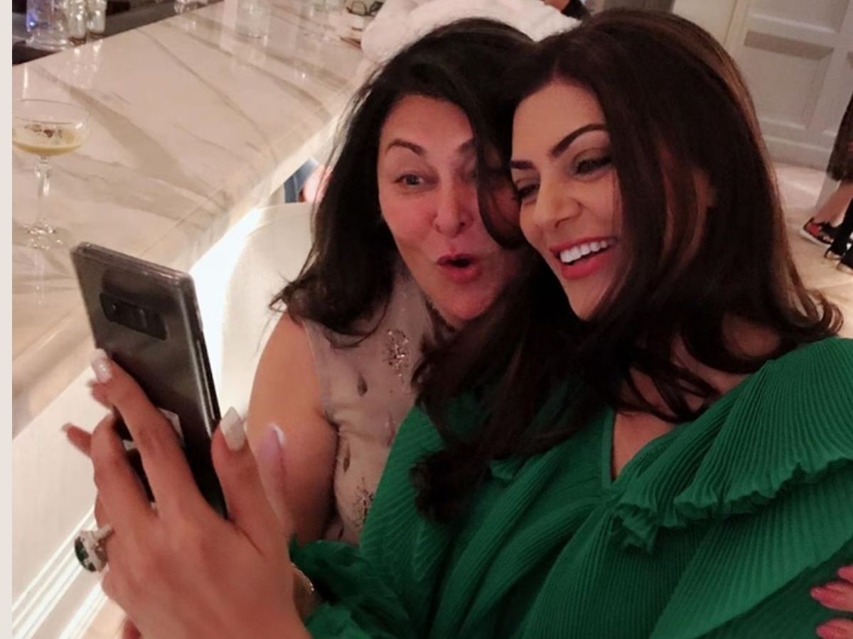 Sushmita Sen's mother - Photo Gallery