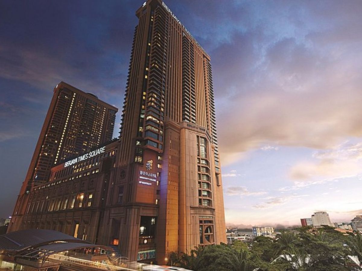 Top 7 Biggest Malls in the World: दुनिया के वो टॉप 7 मॉल, जिसकी चमक देख जाने को ललचा जाएगा मन - Photo Gallery