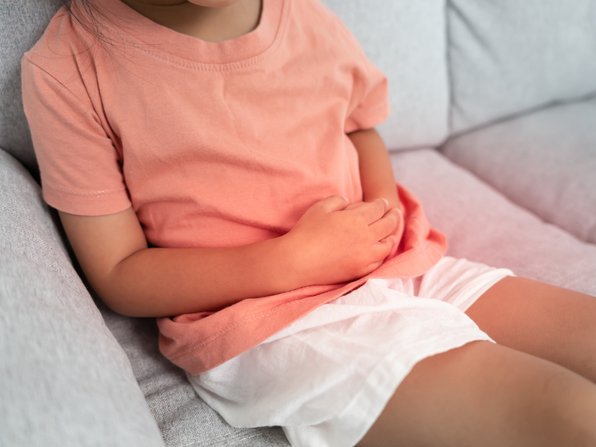 गैस या बदहजमी नहीं, हो सकता है पेट का कैंसर! इन लगातार दिखने वाले लक्षणों को भूलकर भी न करें नजरअंदाज - Photo Gallery