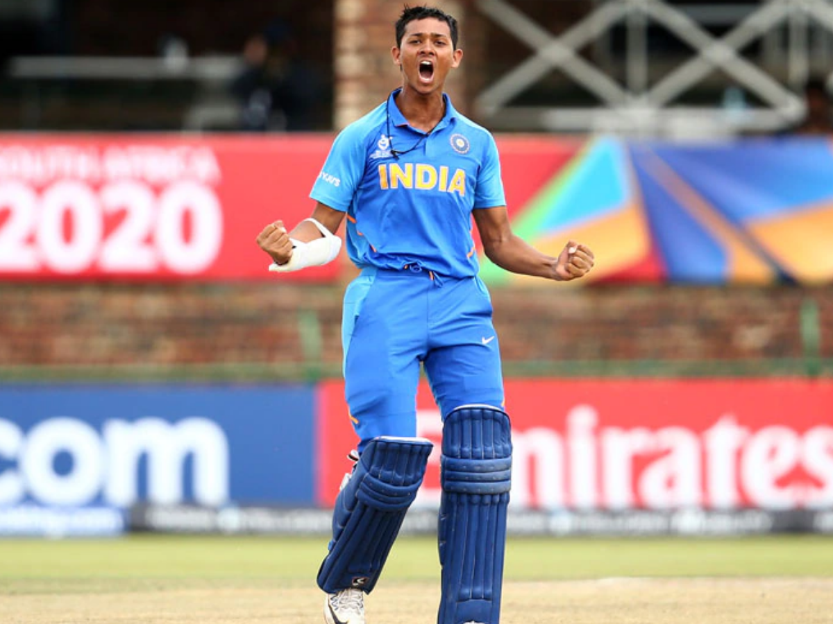 Yashasvi Jaiswal Cricket Record: पानी पूरी बेचने वाला लड़का बना वर्ल्ड-क्लास ओपनर; यहां पर देखें यशस्वी जायसवाल के 5 बड़े रिकॉर्ड - Photo Gallery