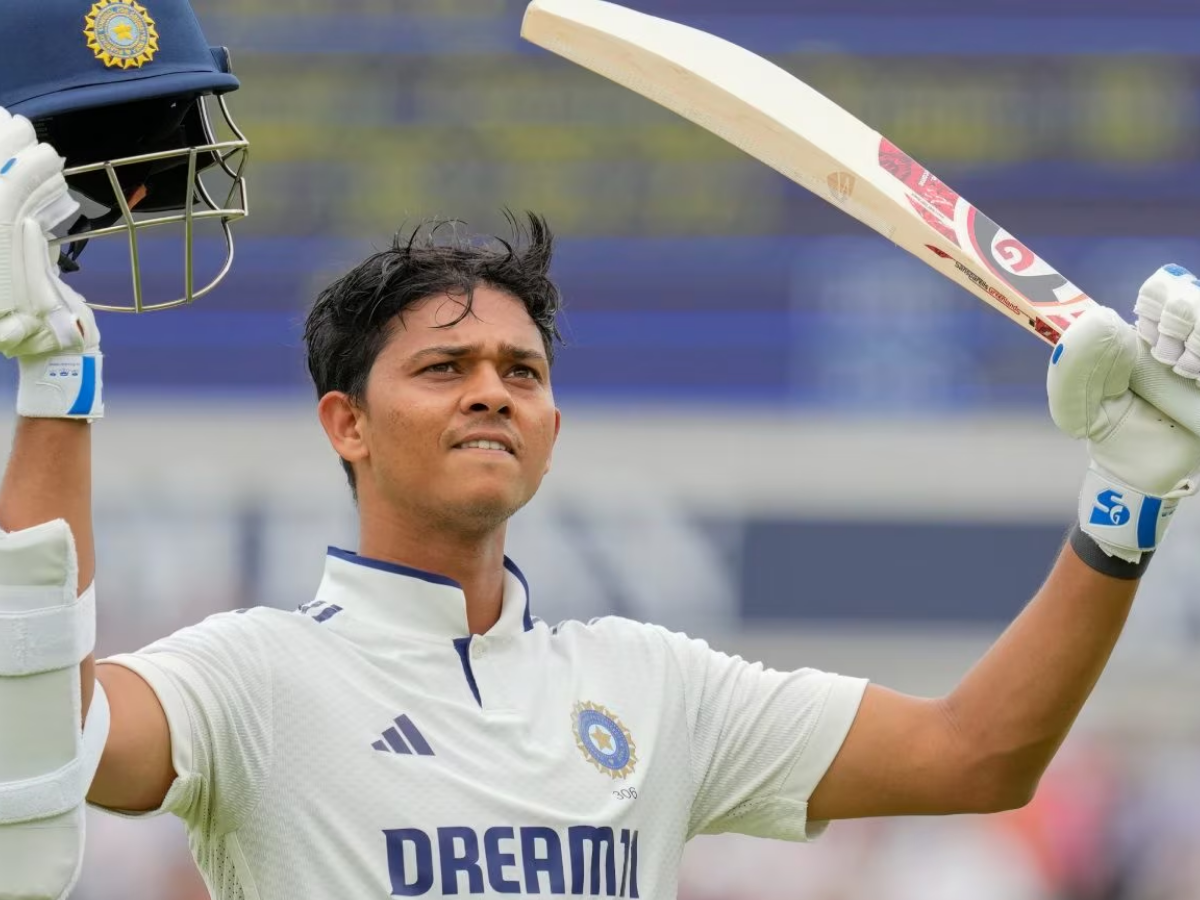 Yashasvi Jaiswal Cricket Record: पानी पूरी बेचने वाला लड़का बना वर्ल्ड-क्लास ओपनर; यहां पर देखें यशस्वी जायसवाल के 5 बड़े रिकॉर्ड - Photo Gallery
