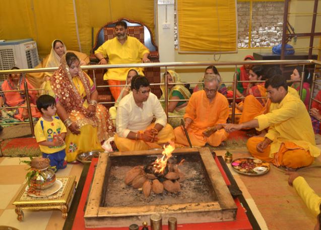 Worship of Brihaspati Dev - Photo Gallery