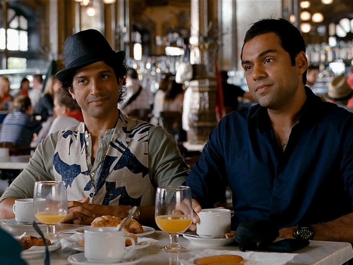 नेटफ्लिक्स पर रोमांटिक फिल्में जो आपको इस वीकेंड देखनी चाहिए - Photo Gallery