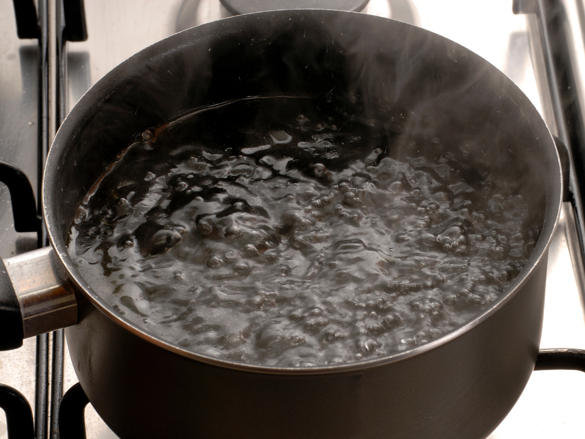 सर्दियों में हीटर भूल जाओ! इन 6 देसी हैक्स से घर-बॉडी दोनों रहेंगे गरम - Photo Gallery