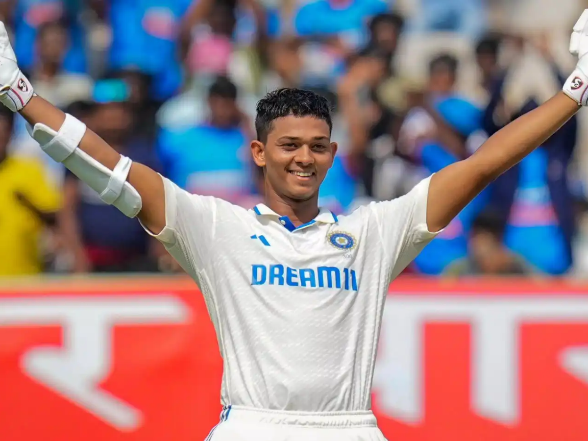 Yashasvi Jaiswal Cricket Record: पानी पूरी बेचने वाला लड़का बना वर्ल्ड-क्लास ओपनर; यहां पर देखें यशस्वी जायसवाल के 5 बड़े रिकॉर्ड - Photo Gallery