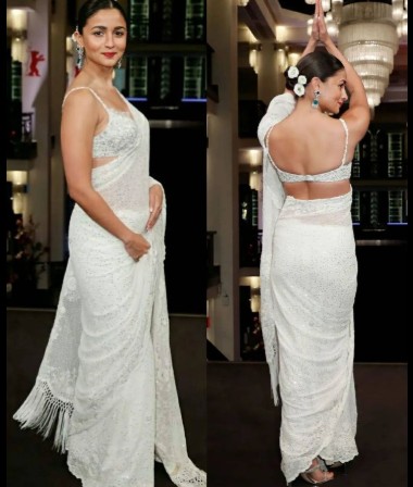 entertainment-news-bollywood-actress-alia-bhatt-six-top-bold-looks-trending-based-on-fashion बर्लिन फिल्म फेस्टिवल: व्हाइट आईवरी साड़ी