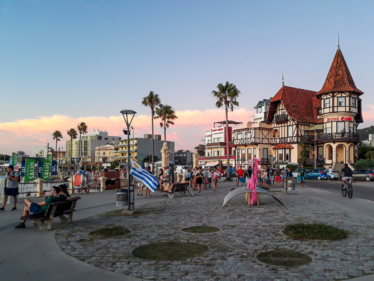 LA NightLife: 5 सिज़लिंग & एडवेंचरस नाइटस्पॉट्स आपकी वाइब्स के लिए, यहां देखें - Photo Gallery