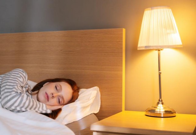 Sleeping with bright lights in the bedroom - Photo Gallery