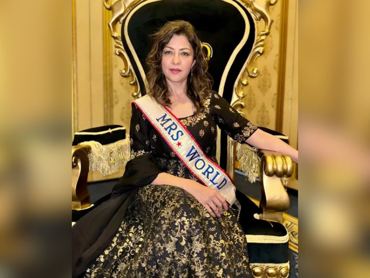 Aditi Govitrikar - Photo Gallery