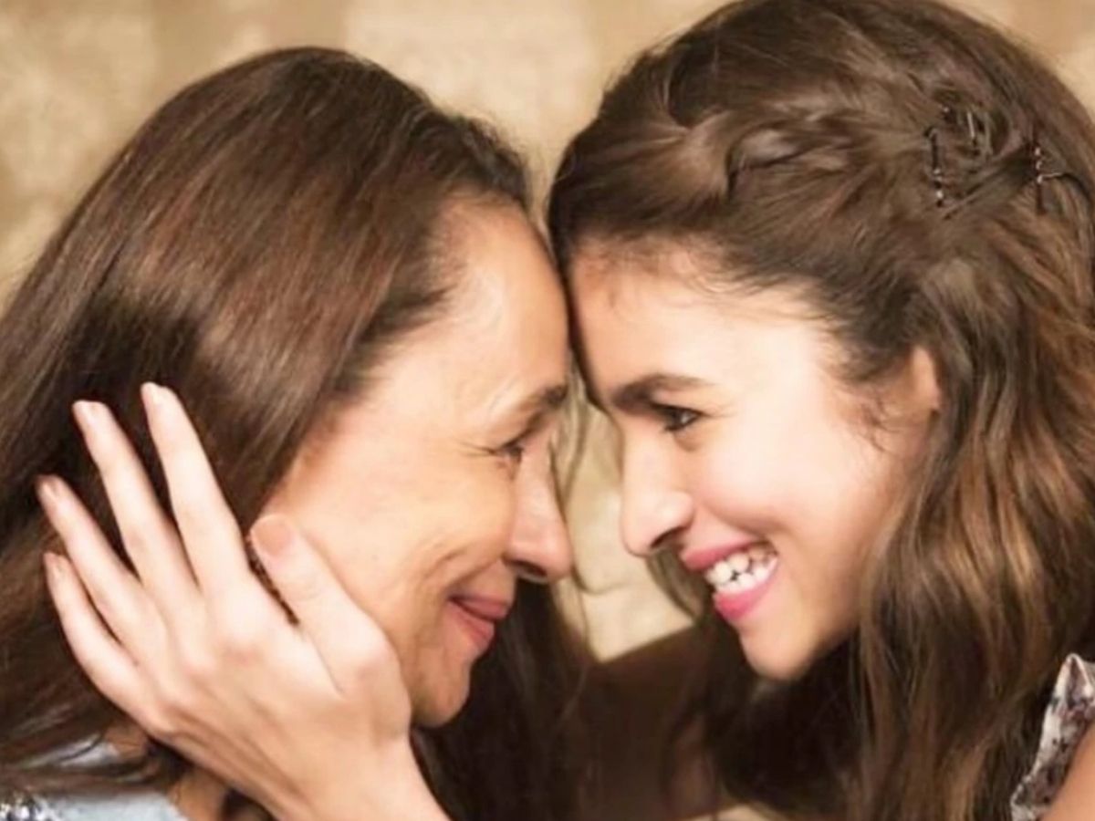 2016 Throwback Trend: 10 साल पहले कुछ ऐसी दिखती थीं कपूर खानदान की बहू, खुद तस्वीरें की शेयर, 2016 ट्रेंड में रंगी आलिया भट्ट - Photo Gallery