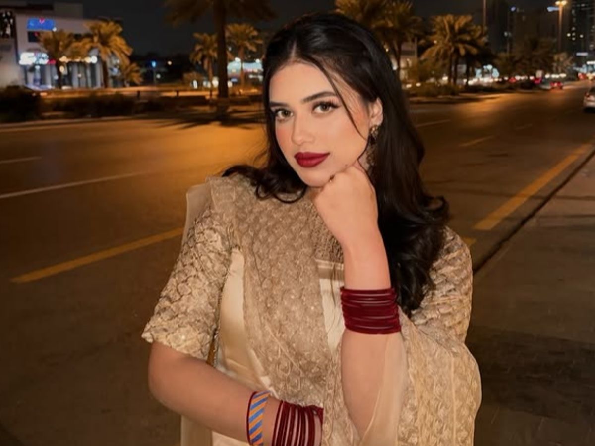 Alina Amir: MMS नहीं परिणीति चोपड़ा की वजह से इंडिया में वायरल हुईं अलीना आमिर, पहले से ही हैं जलवे - Photo Gallery