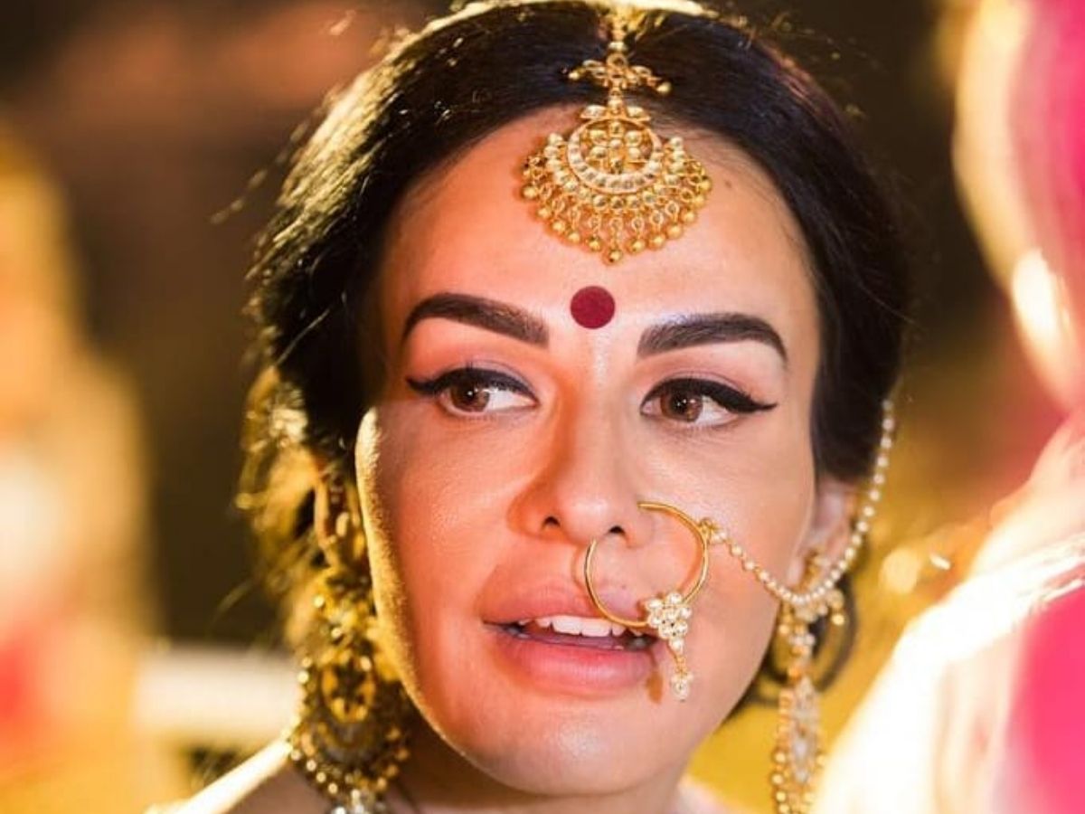 Ayesha Mukherjee net worth - Photo Gallery