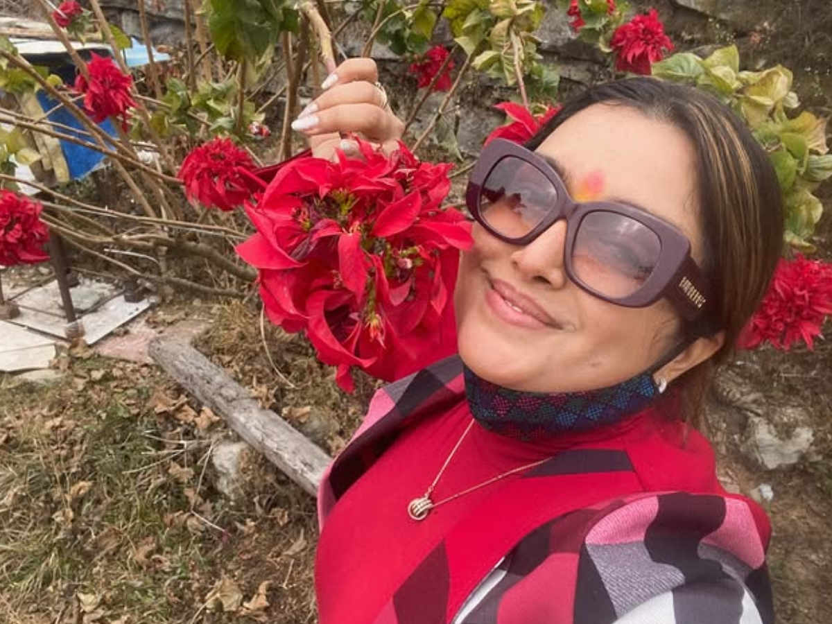 दिल जीत लेंगी Amrapali Dubey की ये तस्वीरें, हर अदा में फैशन का जलवा- Photos