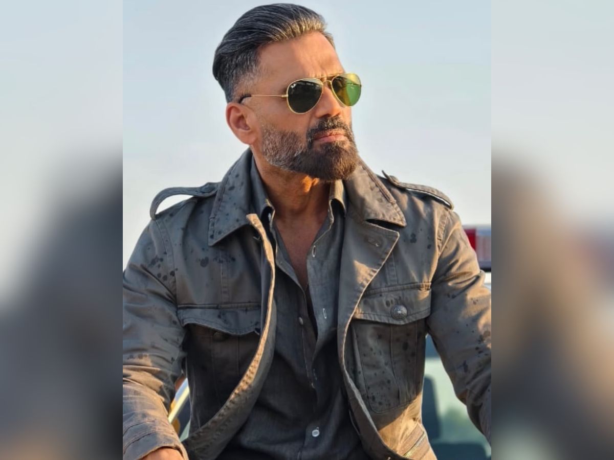 celebrities restaurant 1 - Photo Gallery