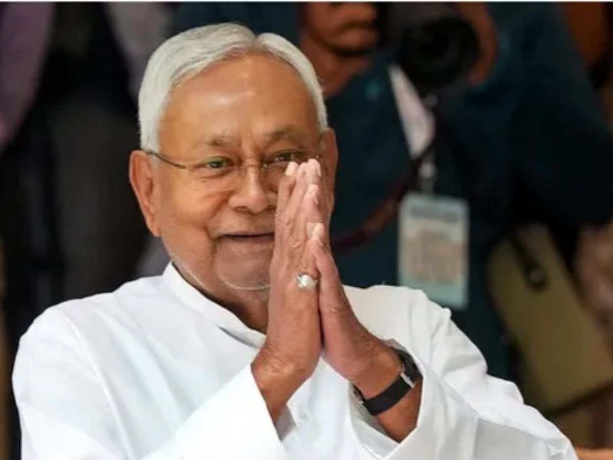 नीतीश कुमार नहीं, नोटों के बिस्तर पर सोते हैं बिहार के ये दो नेता; संपत्ति जान उड़ेंगे होश - Photo Gallery