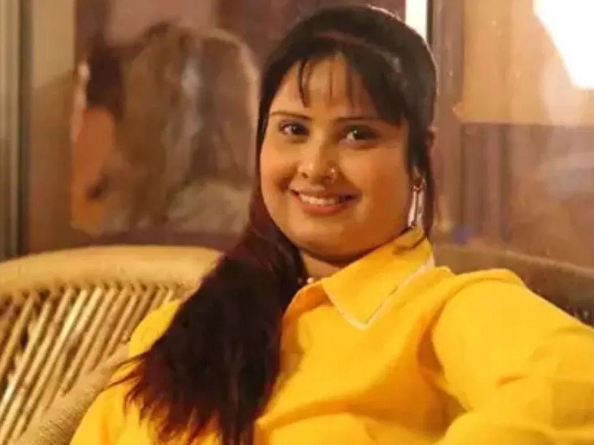 न पति, न फेरे… फिर भी भोजपुरी गायिका देवी के घर जब गूंजी थी किलकारी! जर्मनी से जुड़ी है उनके बच्चे की यह कहानी - Photo Gallery