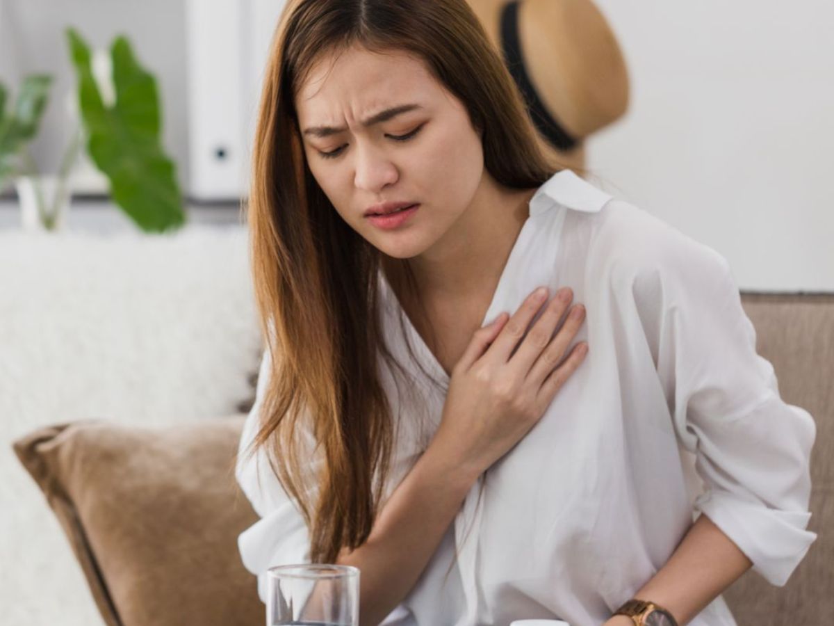 Winter Heart Attack Risk: सर्दियों में हार्ट अटैक का खतरा क्यों बढ़ जाता है? जानें कारण, लक्षण और बचाव के उपाय - Photo Gallery