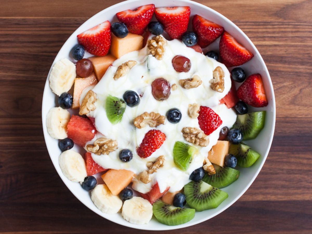 Bad Food Combinations: सेहत के लिए खतरनाक हैं ये फूड कॉम्बिनेशन, शरीर के लिए हो सकते हैं बेहद नुकसानदायक; आज ही से कर ले हाय तौबा! - Photo Gallery