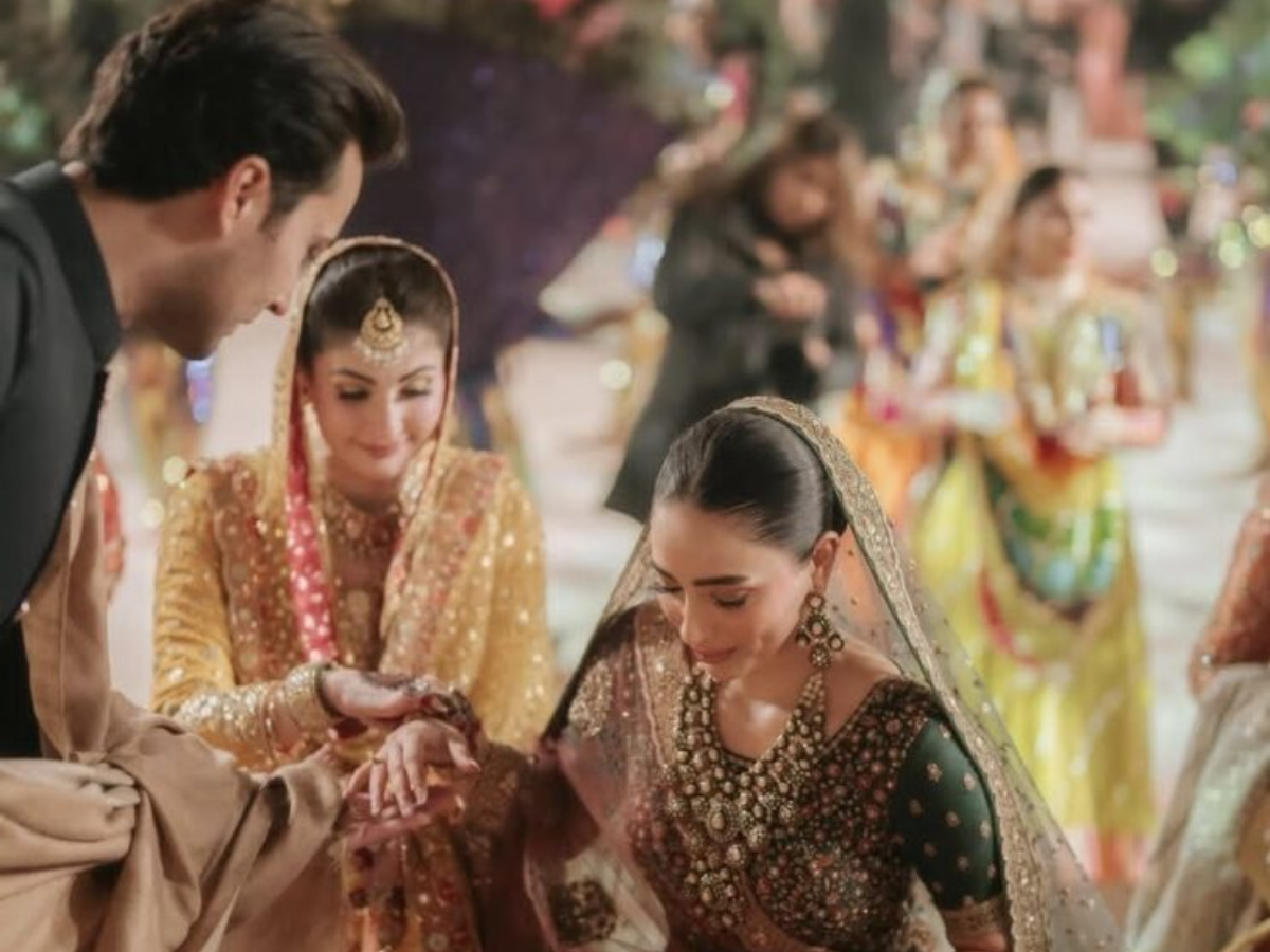 junaid-safdar-colourful-mehndi-celebration-held-lahore-maryam-nawaz-son-wedding-sharif-family-wedding Junaid Safdar