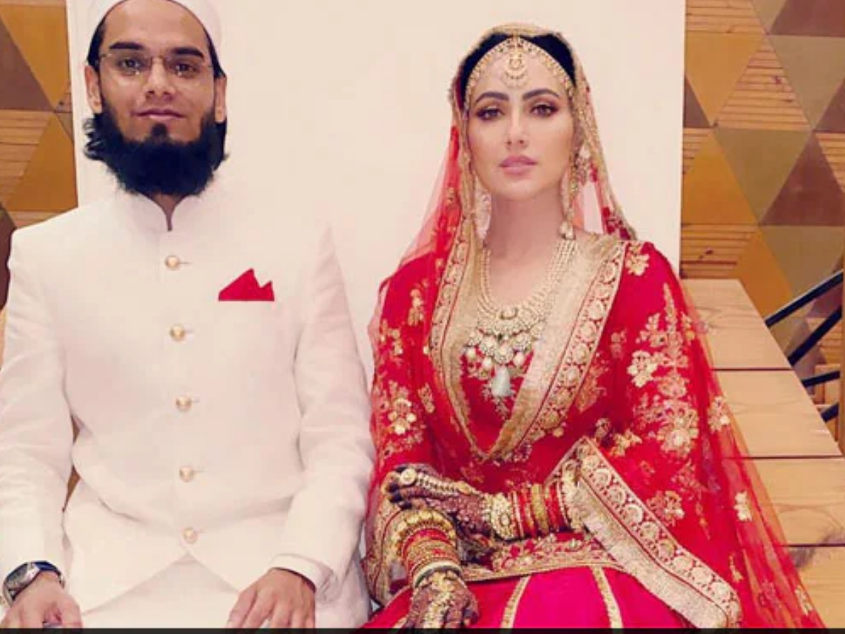 पति अनस सैयद ने किया था Sana Khan का ब्रेनवॉश! बॉलीवुड छोड़ने के लिए क्यों हुई थीं मजबूर? 6 साल बाद एक्ट्रेस ने खोला राज - Photo Gallery