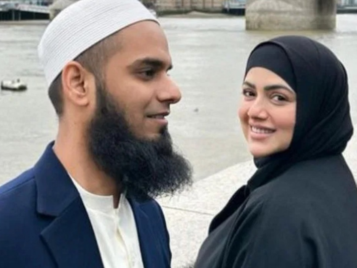 पति अनस सैयद ने किया था Sana Khan का ब्रेनवॉश! बॉलीवुड छोड़ने के लिए क्यों हुई थीं मजबूर? 6 साल बाद एक्ट्रेस ने खोला राज - Photo Gallery