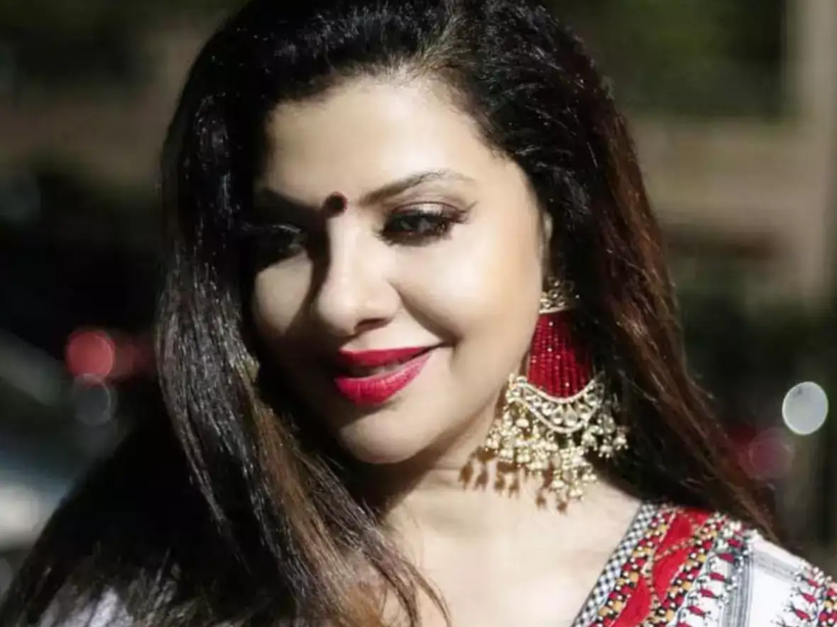 स्टारडम ऐसा जिनके सामने बॉलीवुड हसीना भी पानी कम, भोजपुरी इंडस्ट्री की डांसिंग क्वीन; आज चार घरों की हैं मालकिन! - Photo Gallery