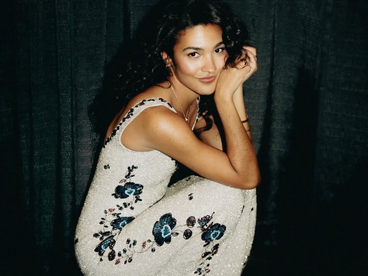 Olivia Dean The Art of Loving Live - Photo Gallery