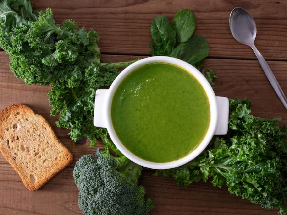 palak methi soup 4 - Photo Gallery