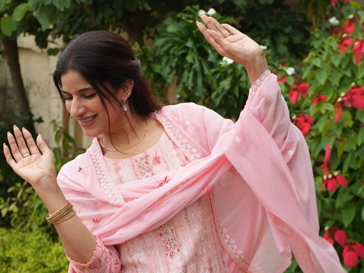 poonam dubey 4 - Photo Gallery