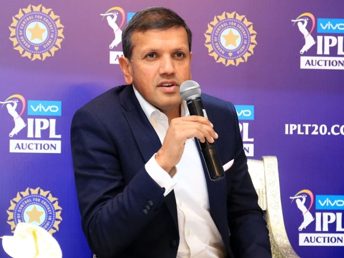 KKR का असली ‘किंग’ कौन? शाहरुख ही नहीं, इस बॉलीवुड कपल की भी है हिस्सेदारी; जानें सभी टीम मालिकों की कितनी है नेटवर्थ? - Photo Gallery