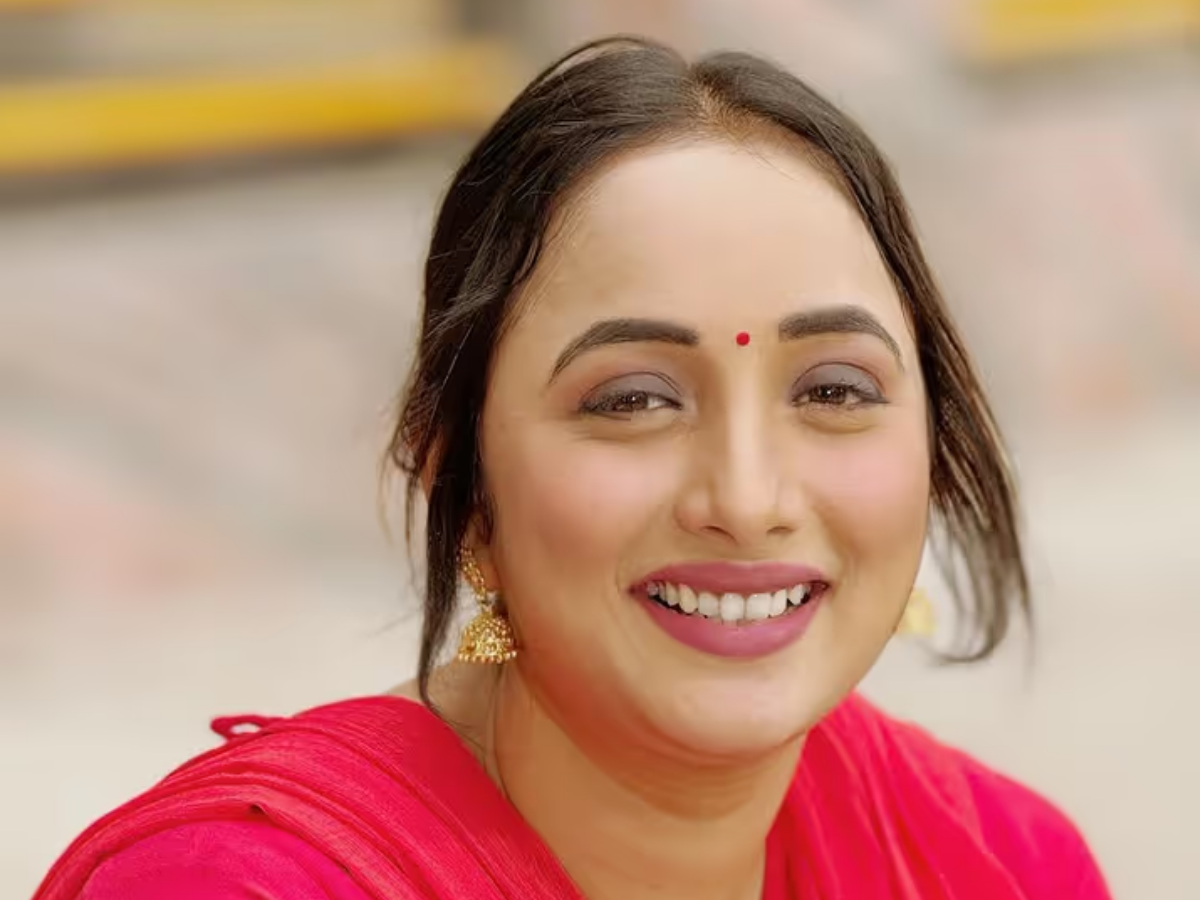 भोजपुरी सिनेमा की करोड़पति हसीनाएं, अक्षरा सिंह से आम्रपाली दुबे तक; जानिए 10 सबसे अमीर भोजपुरी एक्ट्रेसेस - Photo Gallery