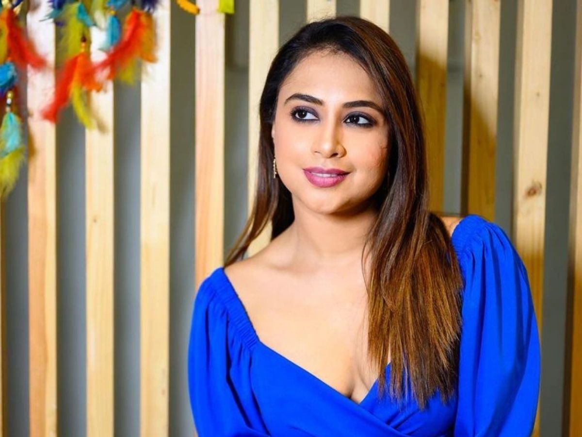 कौन हैं रिद्धिमा पाठक? देश के लिए ठुकराया बांग्लादेश का ऑफर! इन अफवाहों पर दिया करारा जवाब - Photo Gallery