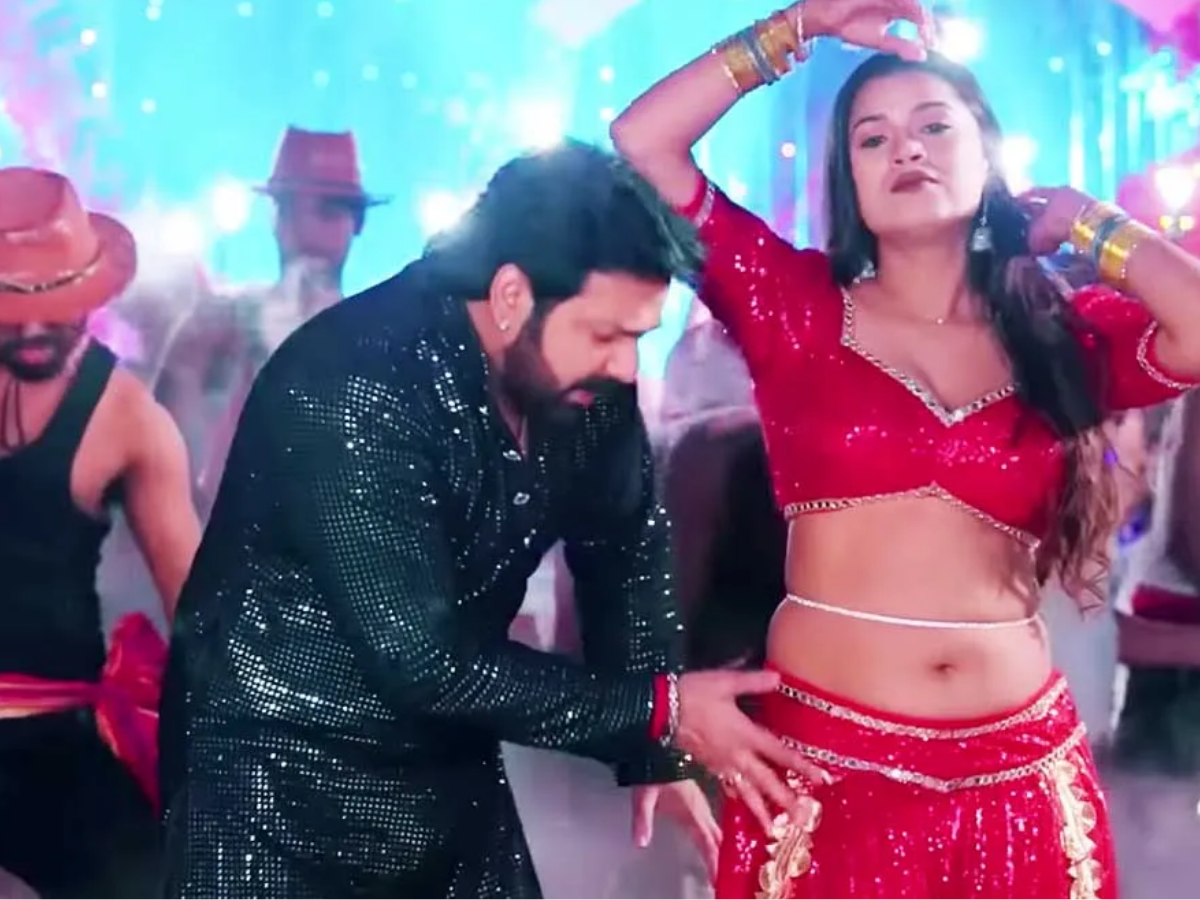 हीरो नहीं…’खलनायक’ निकले पवन सिंह! विवादों से रहा है लंबा नाता, तीन बीवी से लेकर अश्लील हरकतों तक की पूरी कहानी; जानें यहां - Photo Gallery