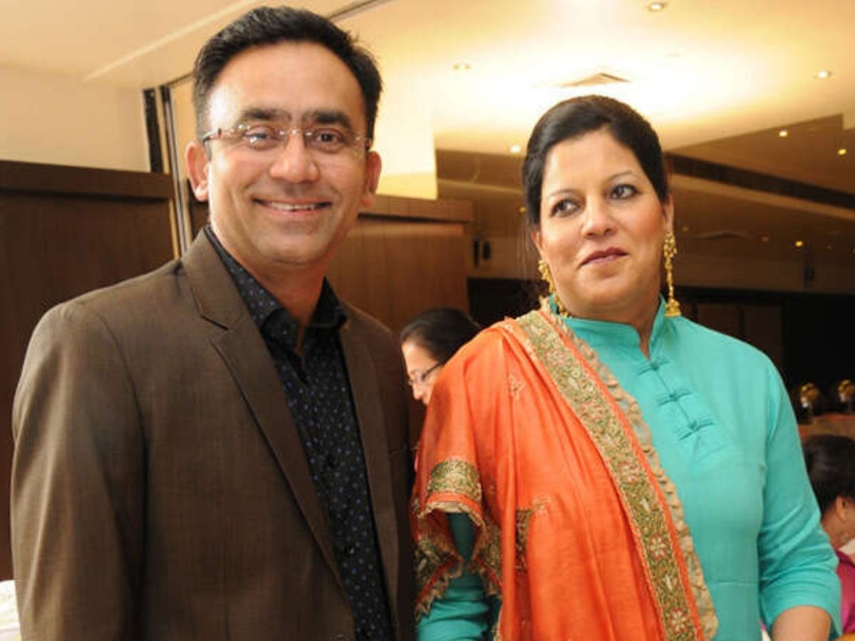 15 की उम्र में डेब्यू, हिंदू लड़की से प्यार और फिर… जानें पूर्व भारतीय क्रिकेटर सबा करीम की दिल को छू लेने वाली लव स्टोरी - Photo Gallery