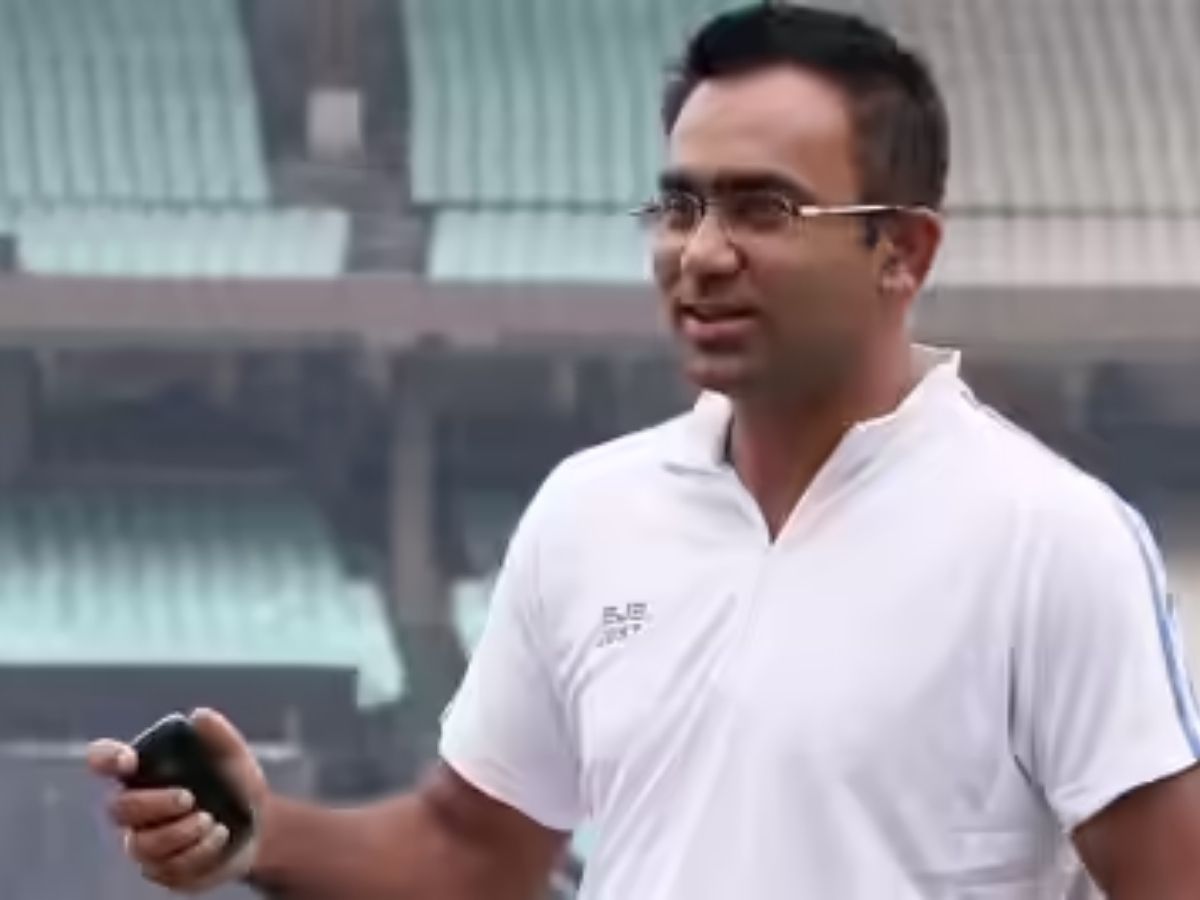 15 की उम्र में डेब्यू, हिंदू लड़की से प्यार और फिर… जानें पूर्व भारतीय क्रिकेटर सबा करीम की दिल को छू लेने वाली लव स्टोरी - Photo Gallery