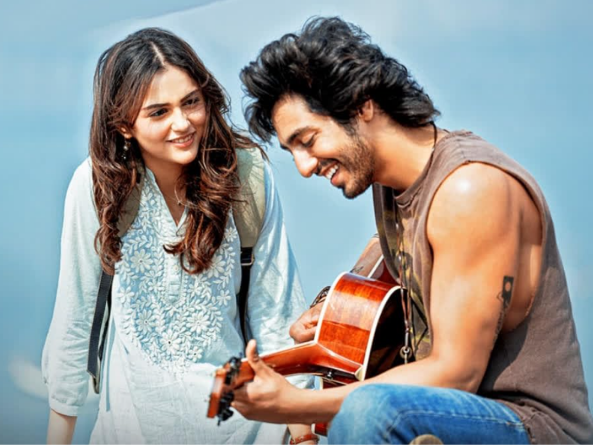 नेटफ्लिक्स पर रोमांटिक फिल्में जो आपको इस वीकेंड देखनी चाहिए - Photo Gallery