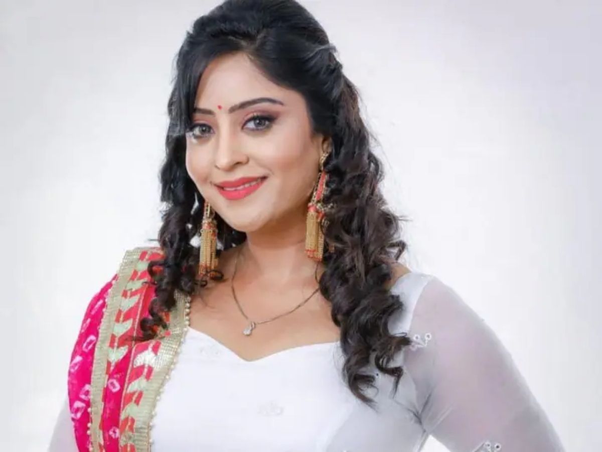 भोजपुरी के वो धुरंधर जिन्होंने बॉलीवुड में गाड़े झंडे! लिस्ट देखकर आप भी कहेंगे ‘जिया हो बिहार के लाला’ - Photo Gallery