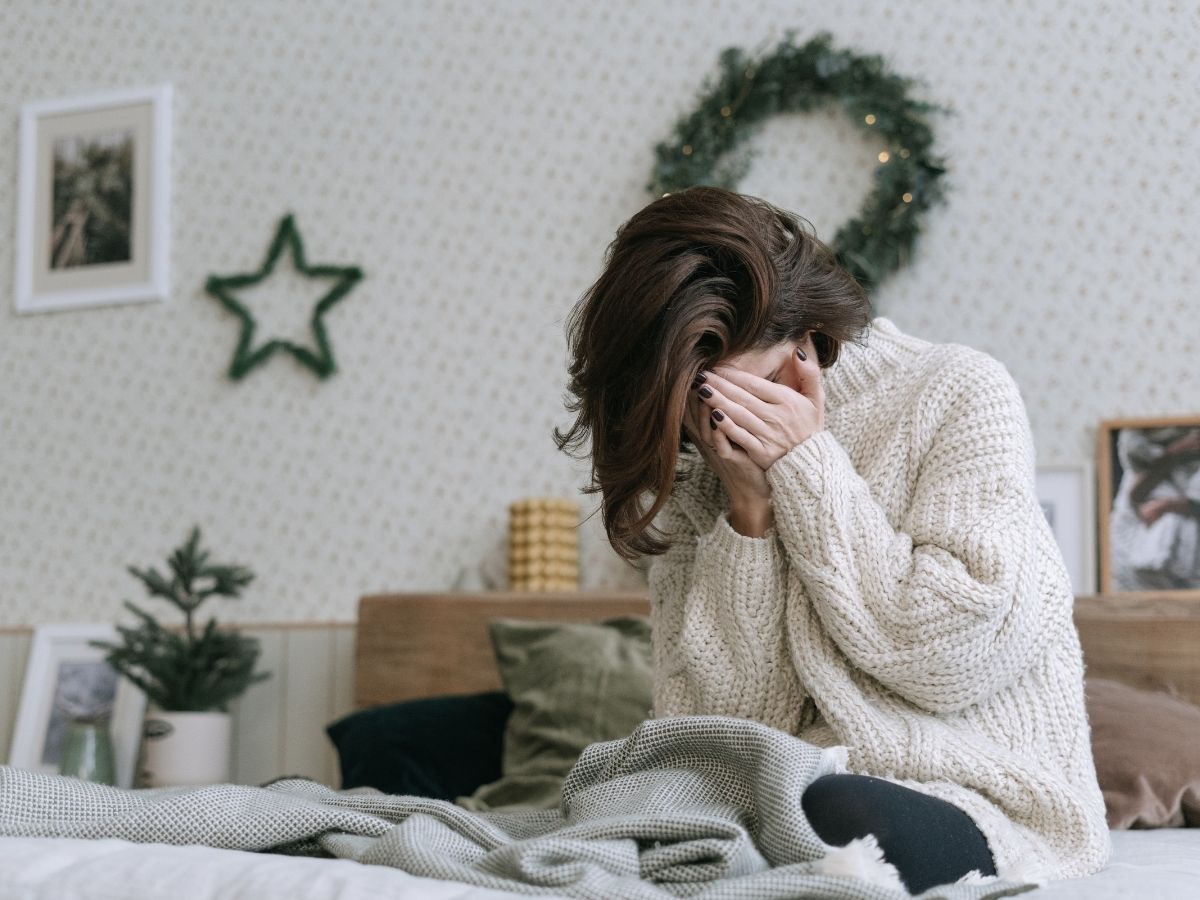 Sitting down after eating - Photo Gallery