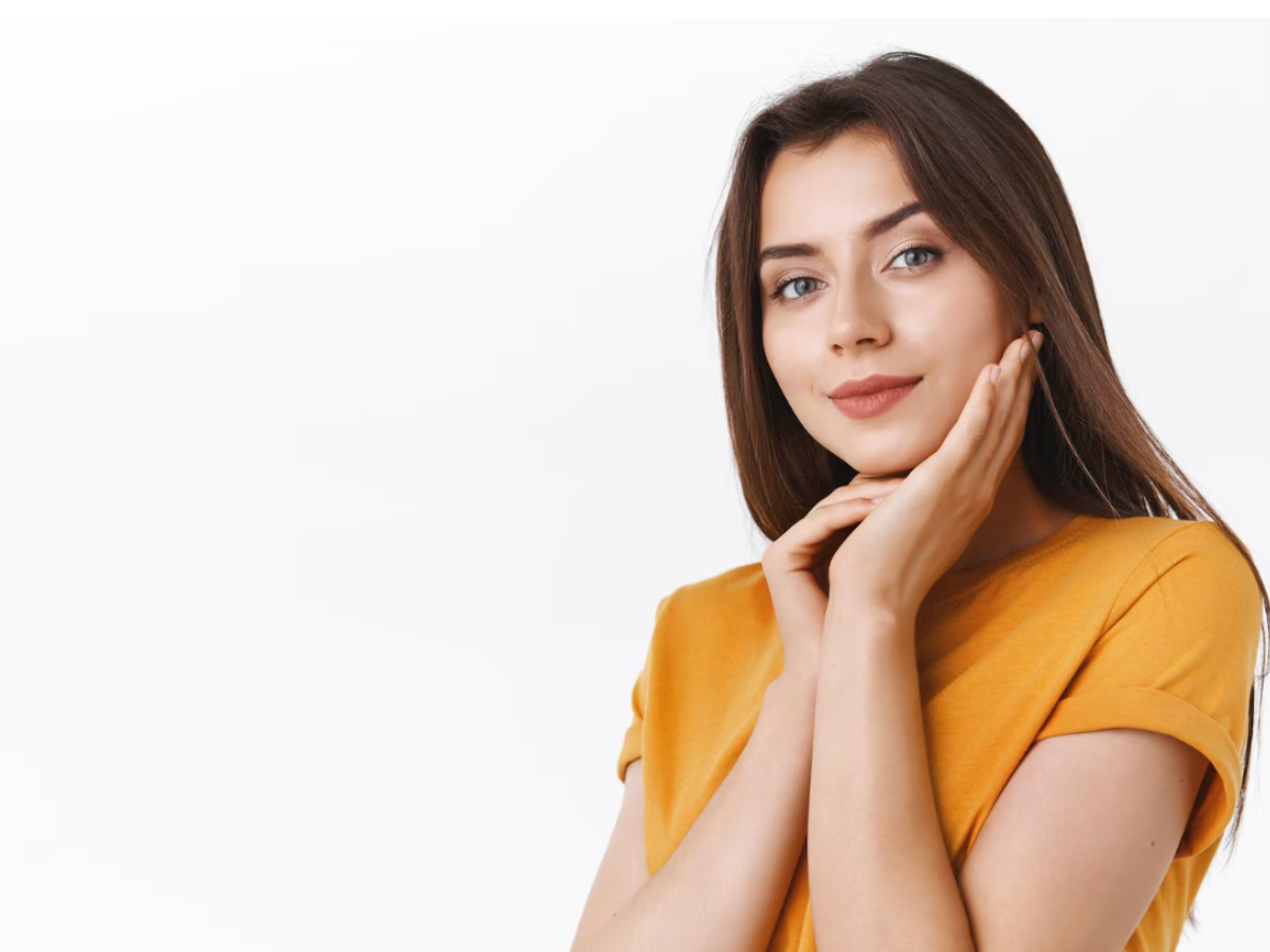 सावधान! आपकी ये 3 रोज़ाना की आदतें छीन रही हैं चेहरे का नूर; आज ही सुधारें! - Photo Gallery