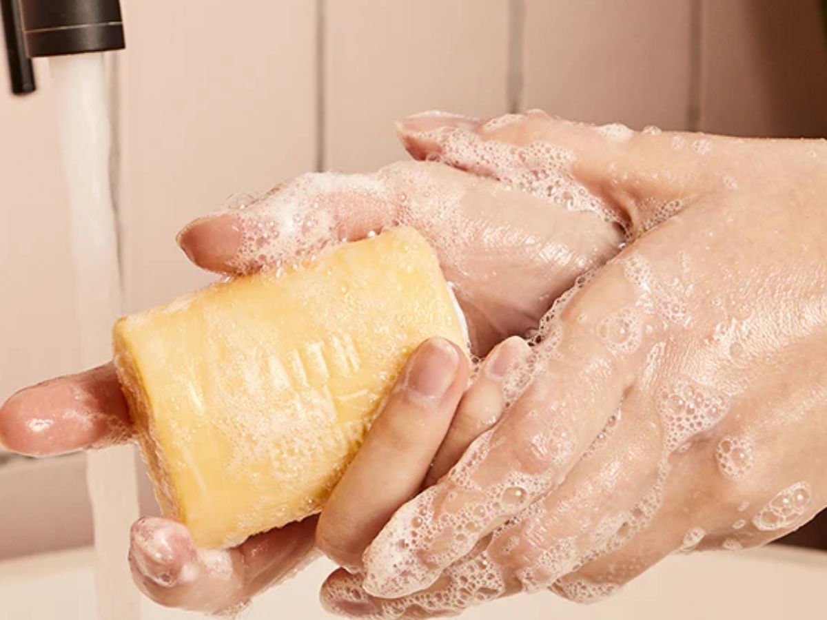 Soaps vs bathing bars: नाम अलग, काम अलग! साबुन और बाथिंग बार में क्या है फर्क? - Photo Gallery