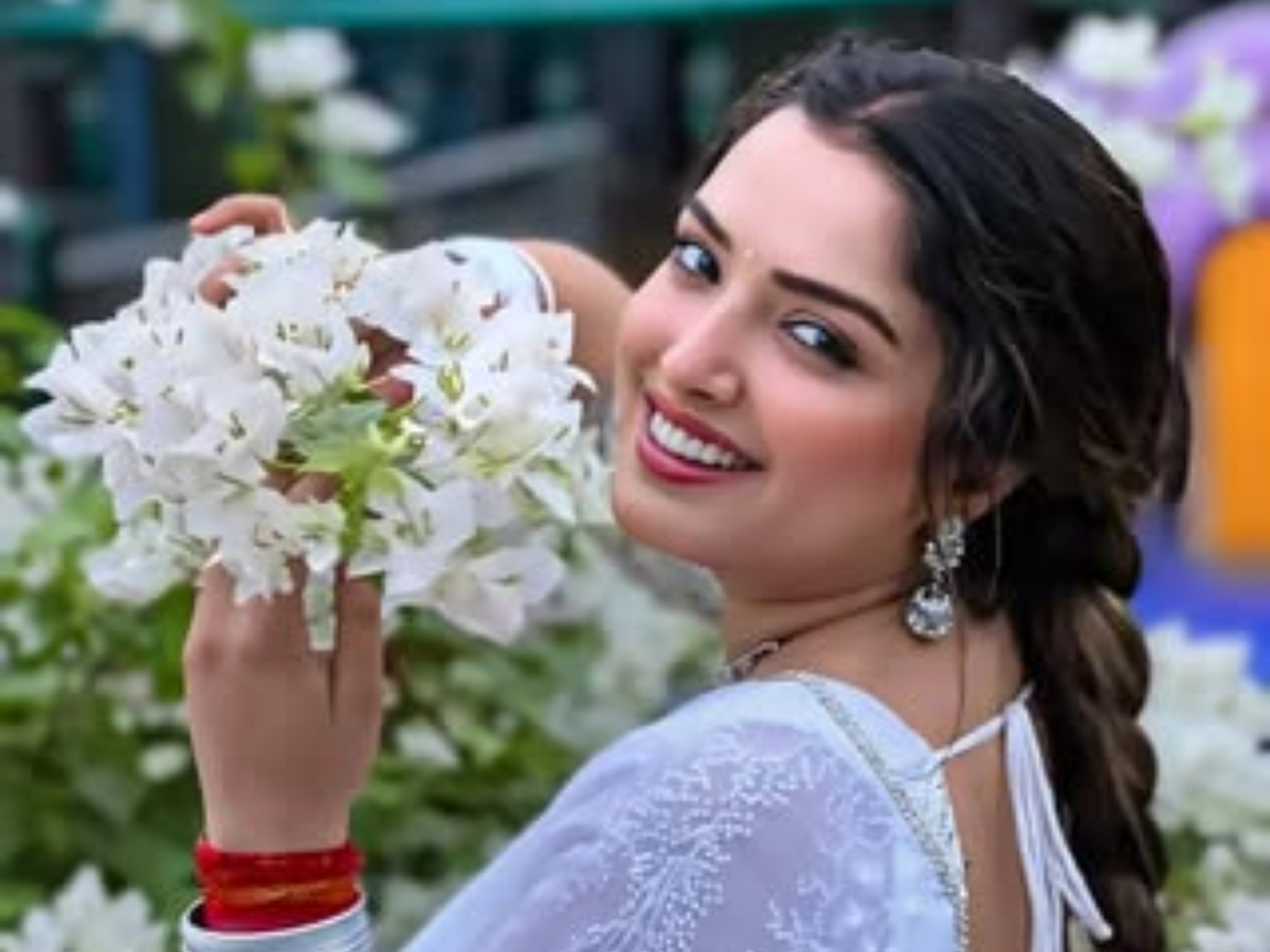 दिल जीत लेंगी Amrapali Dubey की ये तस्वीरें, हर अदा में फैशन का जलवा- Photos